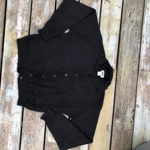 L.L.BEAN 100% alpaca black soft pattern sweater - Picture 4 of 6